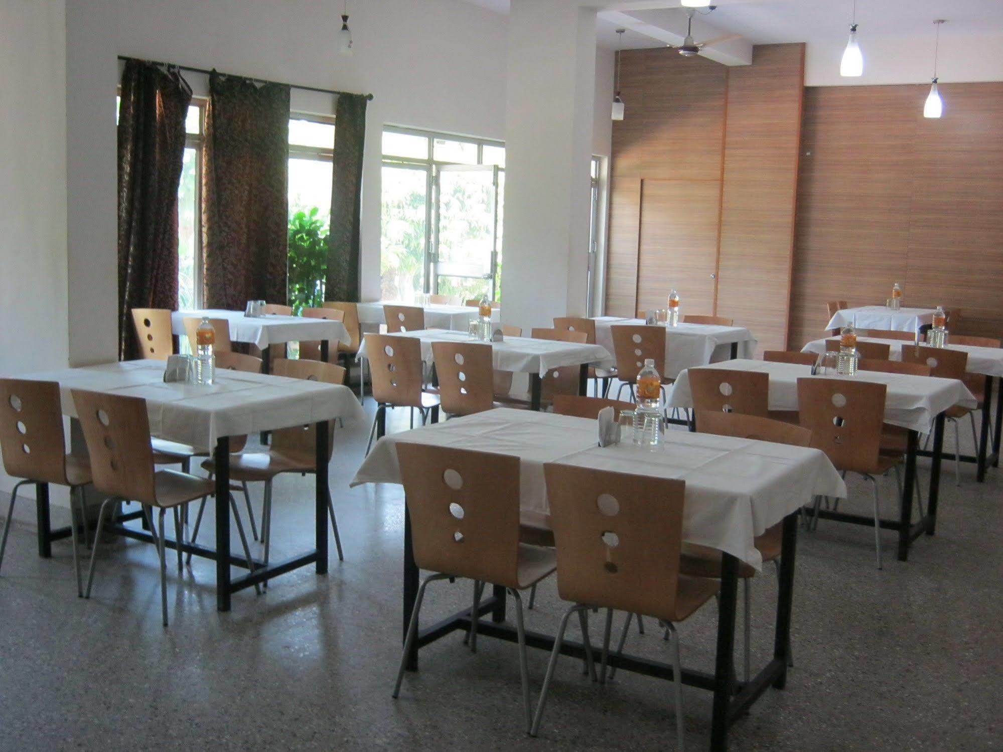 Kstdc Hotel Mayura Kauvery Krs Hosa Kannambādi Εξωτερικό φωτογραφία